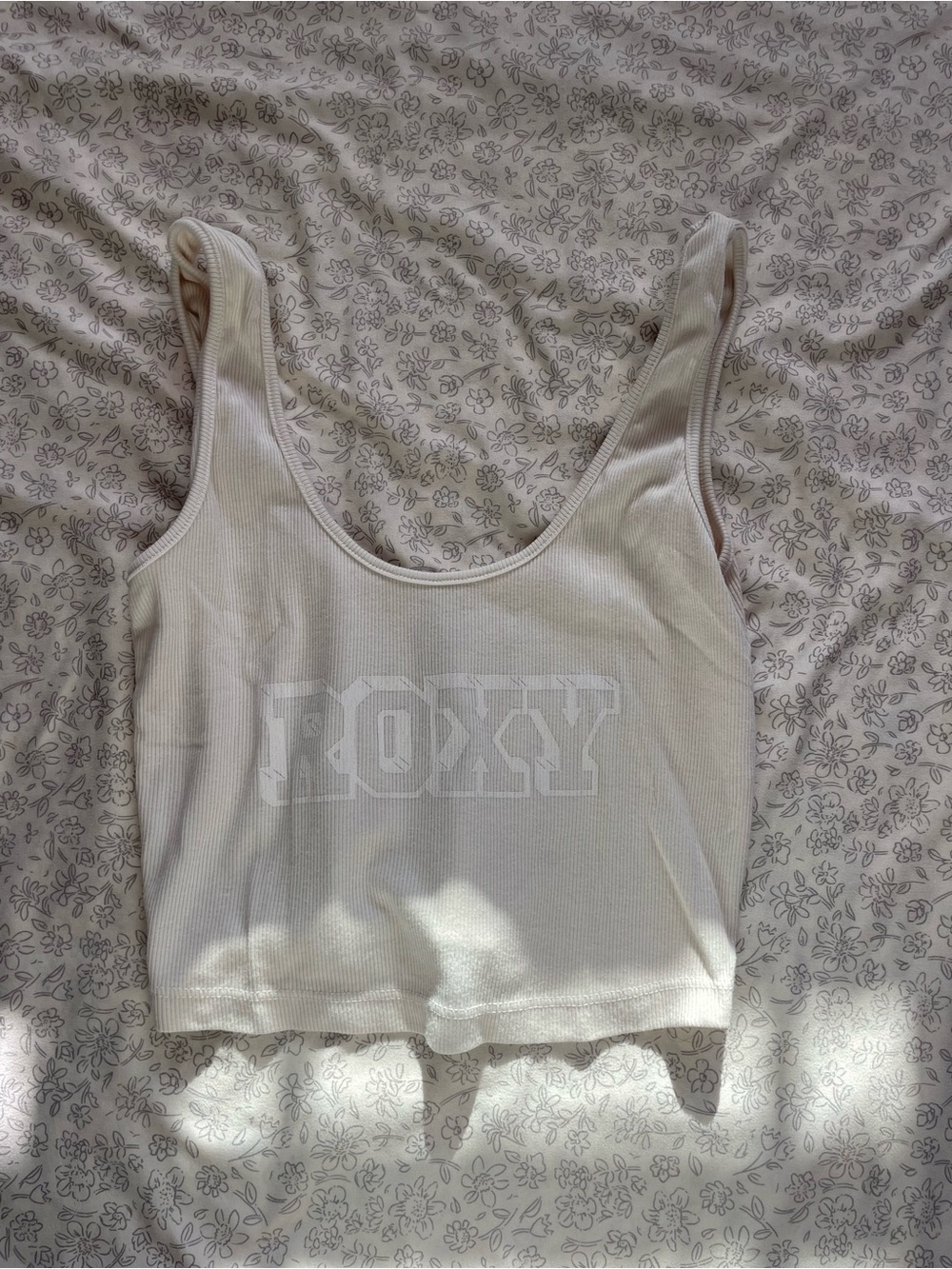 Cropped Roxy tank